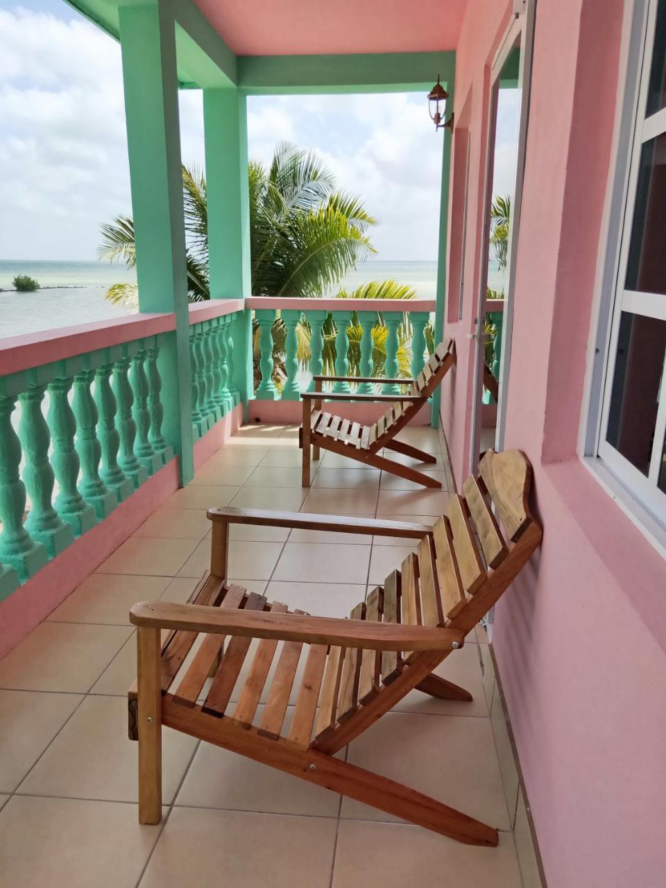 Sunshine View Hotel And Restaurant كوروزال المظهر الخارجي الصورة
