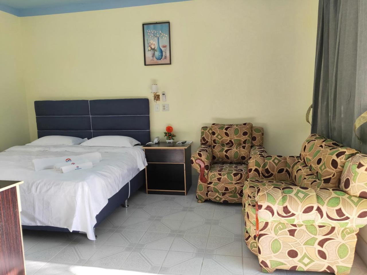 Sunshine View Hotel And Restaurant كوروزال المظهر الخارجي الصورة
